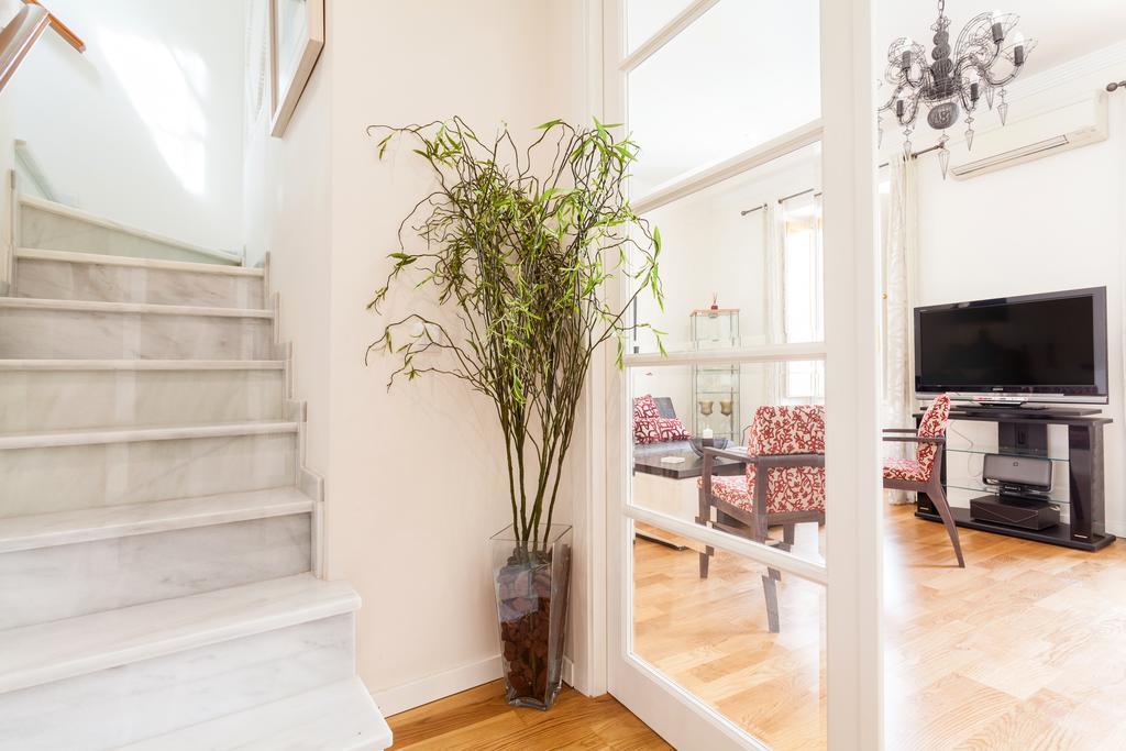 City Rooftop Paradise - Space Maison Apartments Σεβίλλη Δωμάτιο φωτογραφία