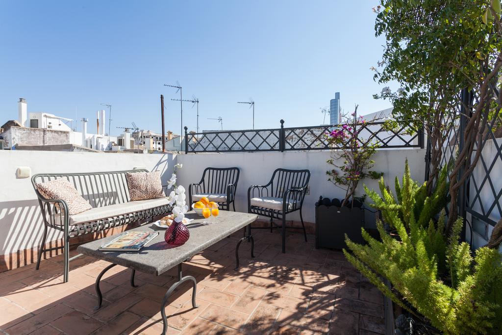 City Rooftop Paradise - Space Maison Apartments Σεβίλλη Δωμάτιο φωτογραφία